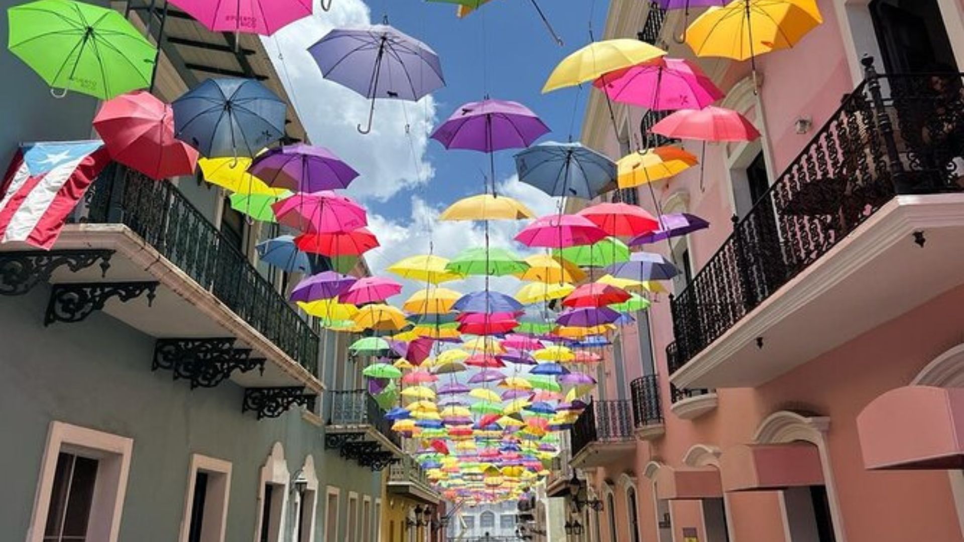 Discover Puerto Rico’s Treasures: Old San Juan History, Shop, and Dine with Transport