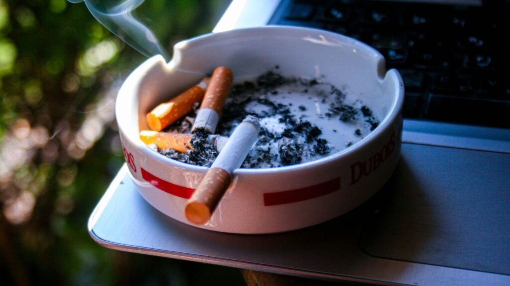 cigarette in an ashtray