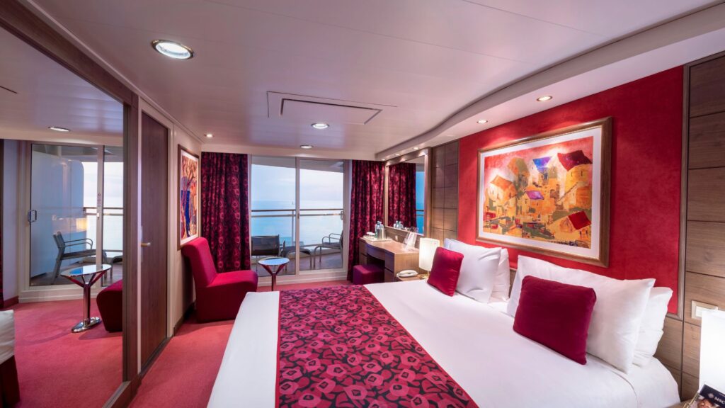 red balcony cruise cabin