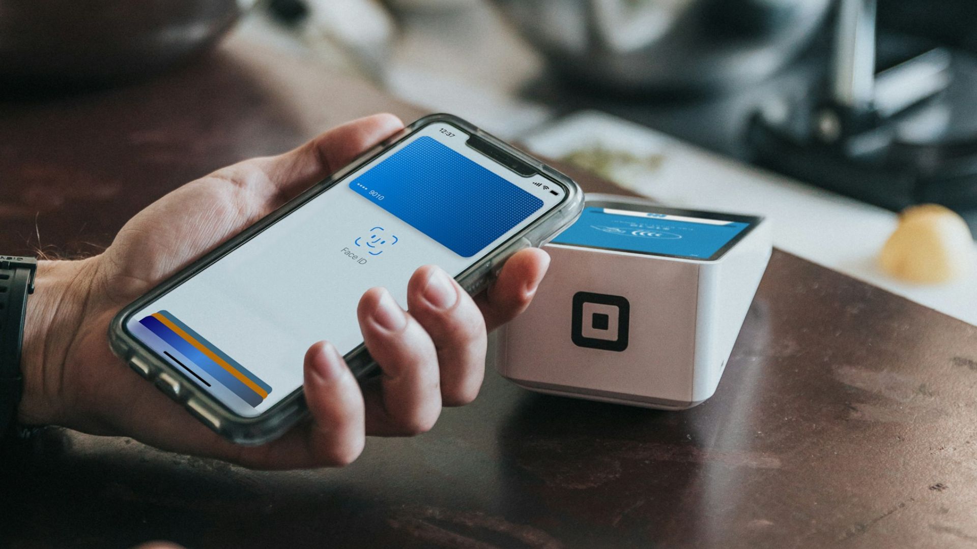 Sail Cash‑Free: Where Apple Pay and Google Pay Work on Cruise Ships